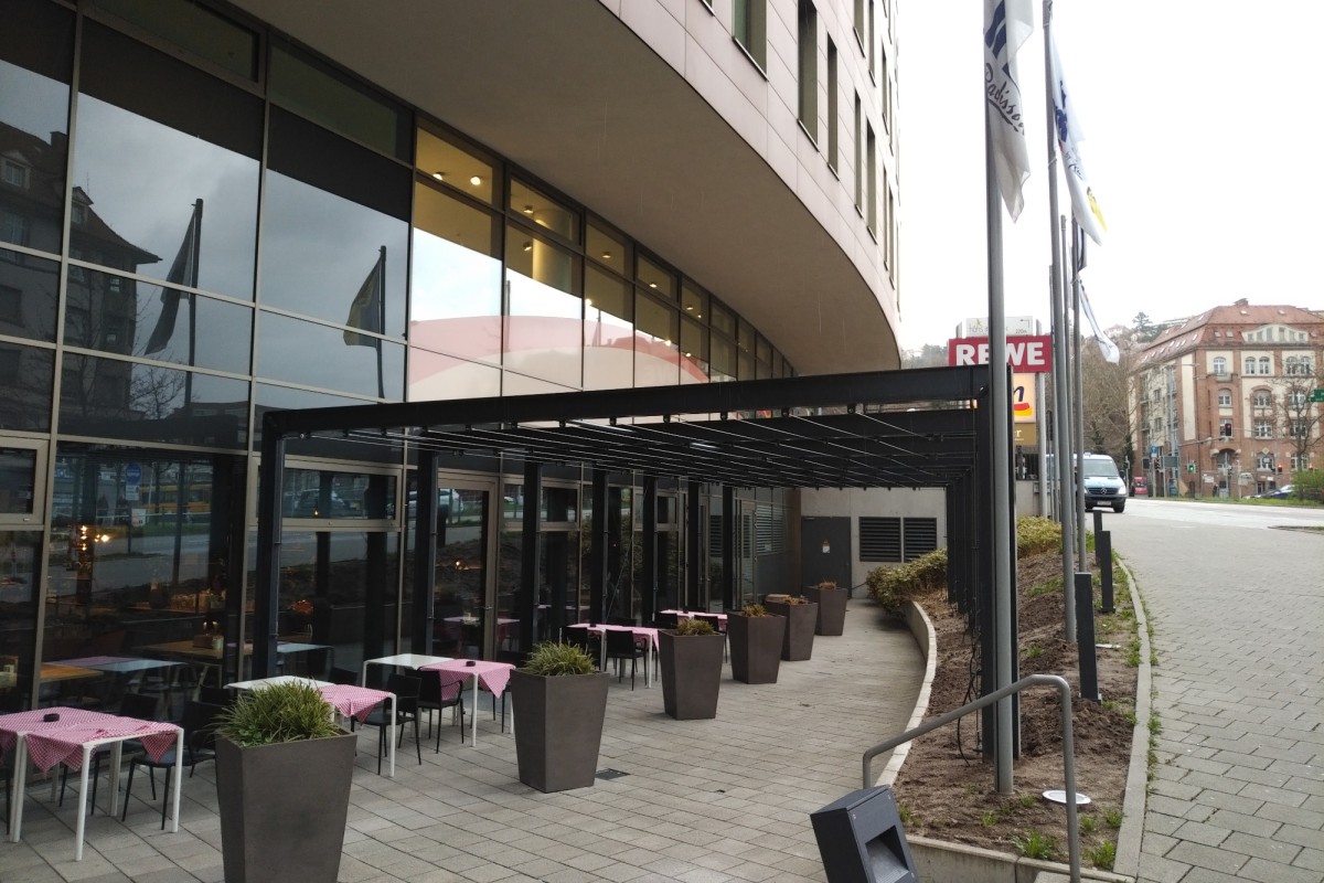 Hotel ParkInn by Radisson Stuttgart, Erweiterung Aussenanlagen - Winfried Elflein Architekten